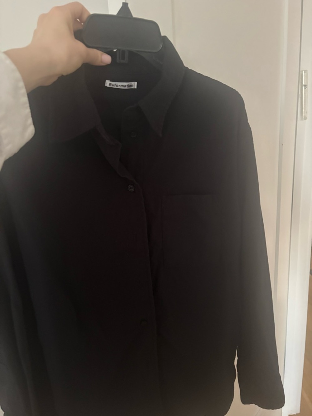 Reformation Will Oversized Shirt Black! Size M! Gorgeous! $248! - Picture 5 of 9
